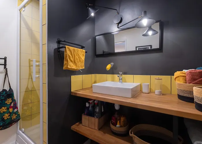 アパート Ceret セレ